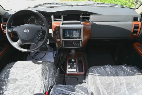 2024 Nissan Patrol Safari - GCC Specs - Brand New