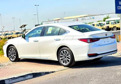 Lexus ES300h Hybrid Lexus ES 300h 2.5L Hybrid 2025 GCC specs (ONLY FOR EXPORT)-13