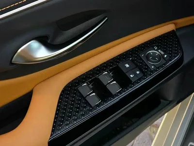 Lexus ES300h Hybrid Lexus ES 300h 2.5L Hybrid 2025 GCC specs (ONLY FOR EXPORT)-5