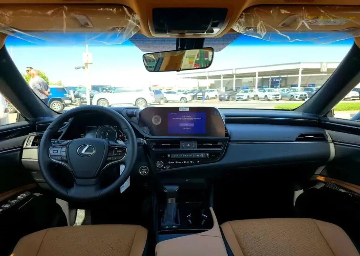 Lexus ES300h Hybrid Lexus ES 300h 2.5L Hybrid 2025 GCC specs (ONLY FOR EXPORT)-6-0