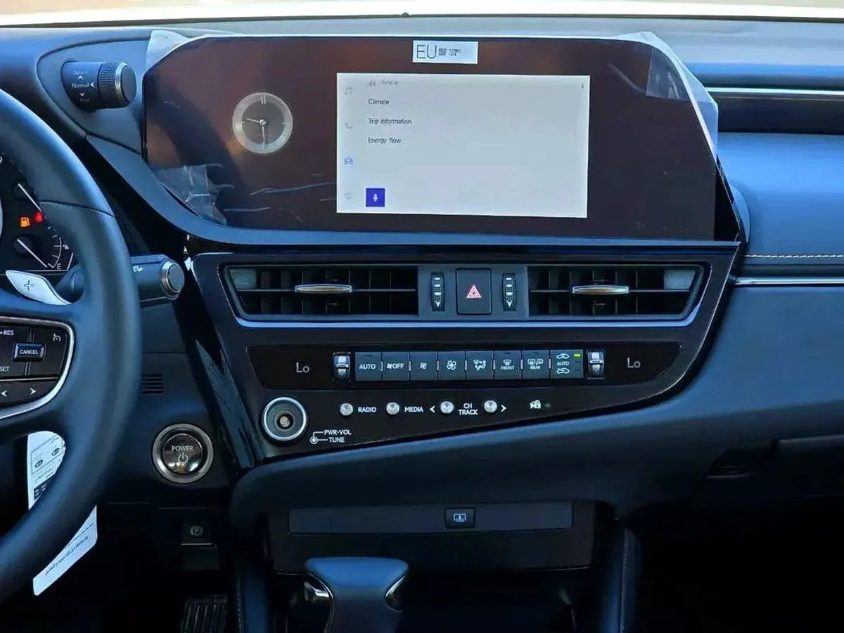 Lexus ES300h Hybrid Lexus ES 300h 2.5L Hybrid 2025 GCC specs (ONLY FOR EXPORT)-8-0