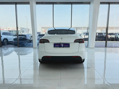 تسلا موديل واي ستاندرد ابيض / ابيض خليجي Tesla Model Y Standard 2024 GCC Specs-5