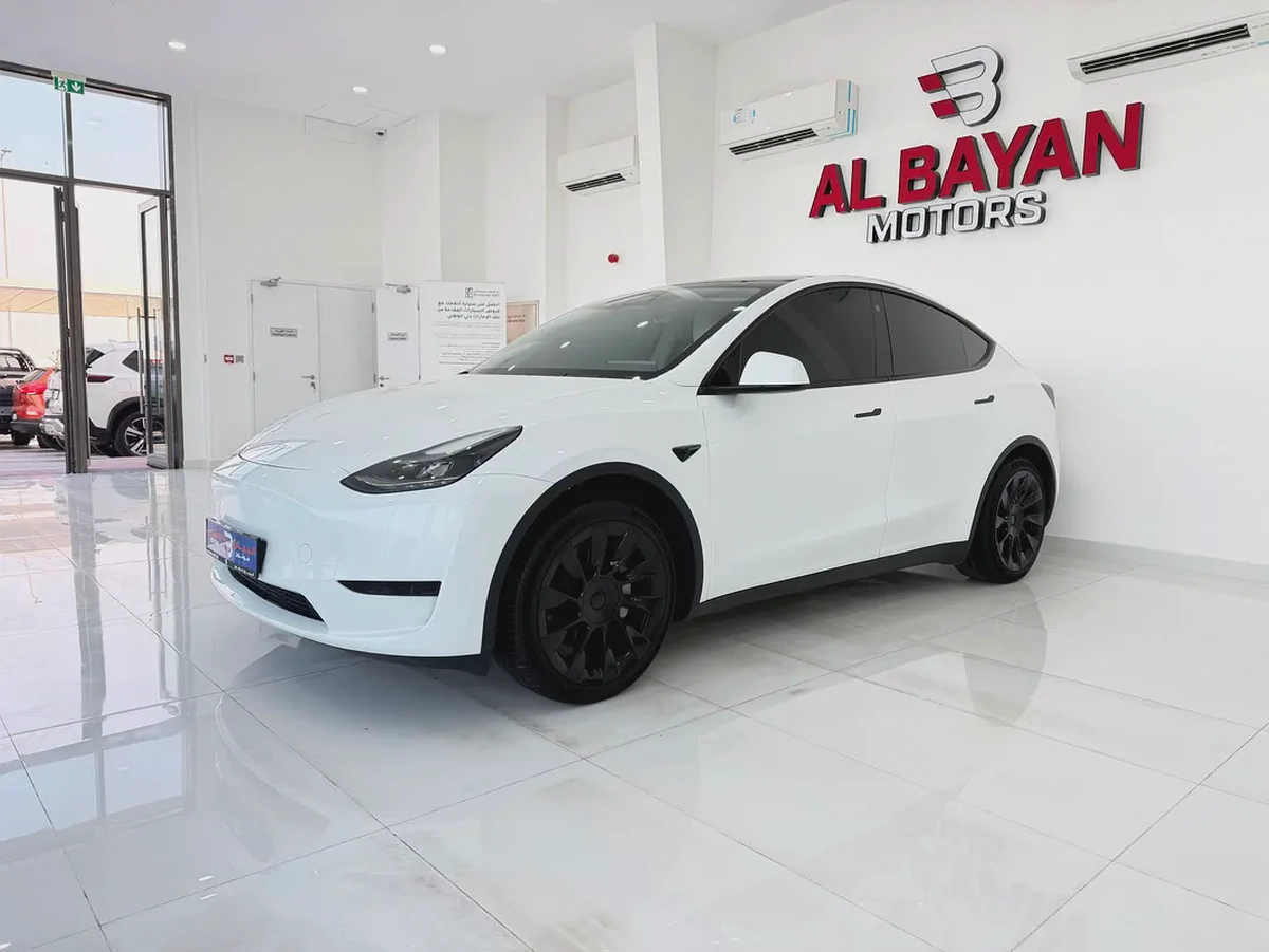 تسلا موديل واي ستاندرد ابيض / ابيض خليجي Tesla Model Y Standard 2024 GCC Specs-1-1