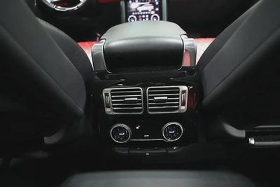 Range Rover SV-13