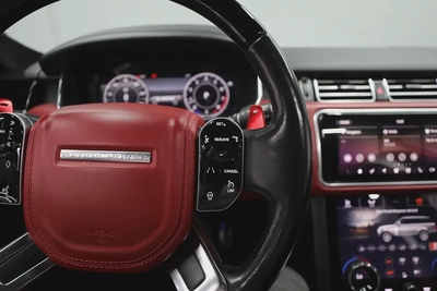 Range Rover SV-18