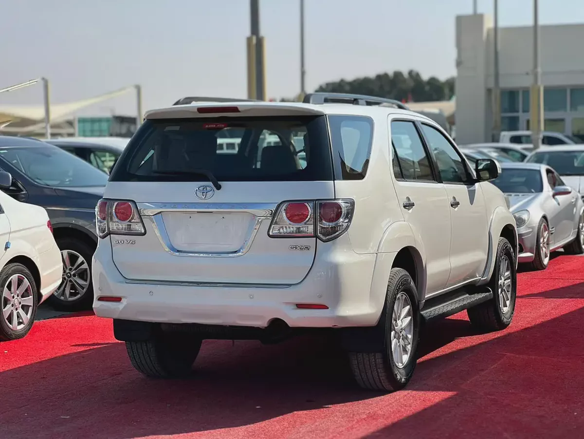 2014 | Toyota Fortuner | GXR | 4.0 | V6 | Ref# 945-5-5