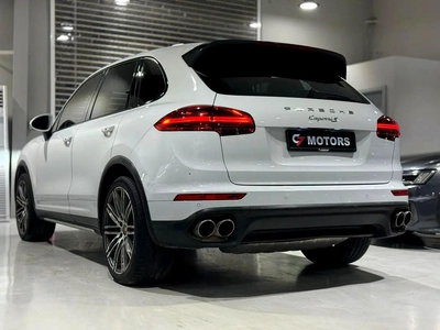 Porsche Cayenne S | 2016 | GCC Specs | Excellent Condition.-5
