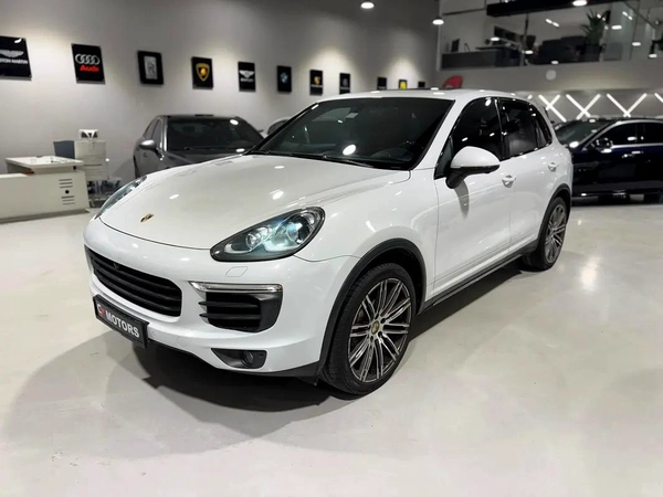 Porsche Cayenne S | 2016 | GCC Specs | Excellent Condition.