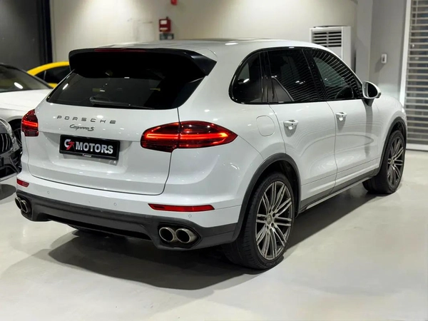 Porsche Cayenne S | 2016 | GCC Specs | Excellent Condition.