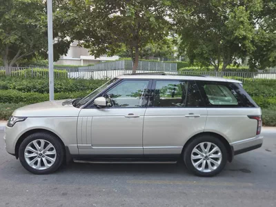 Pristine 2013 Range Rover Vogue | GCC Specs | Low Mileage-4