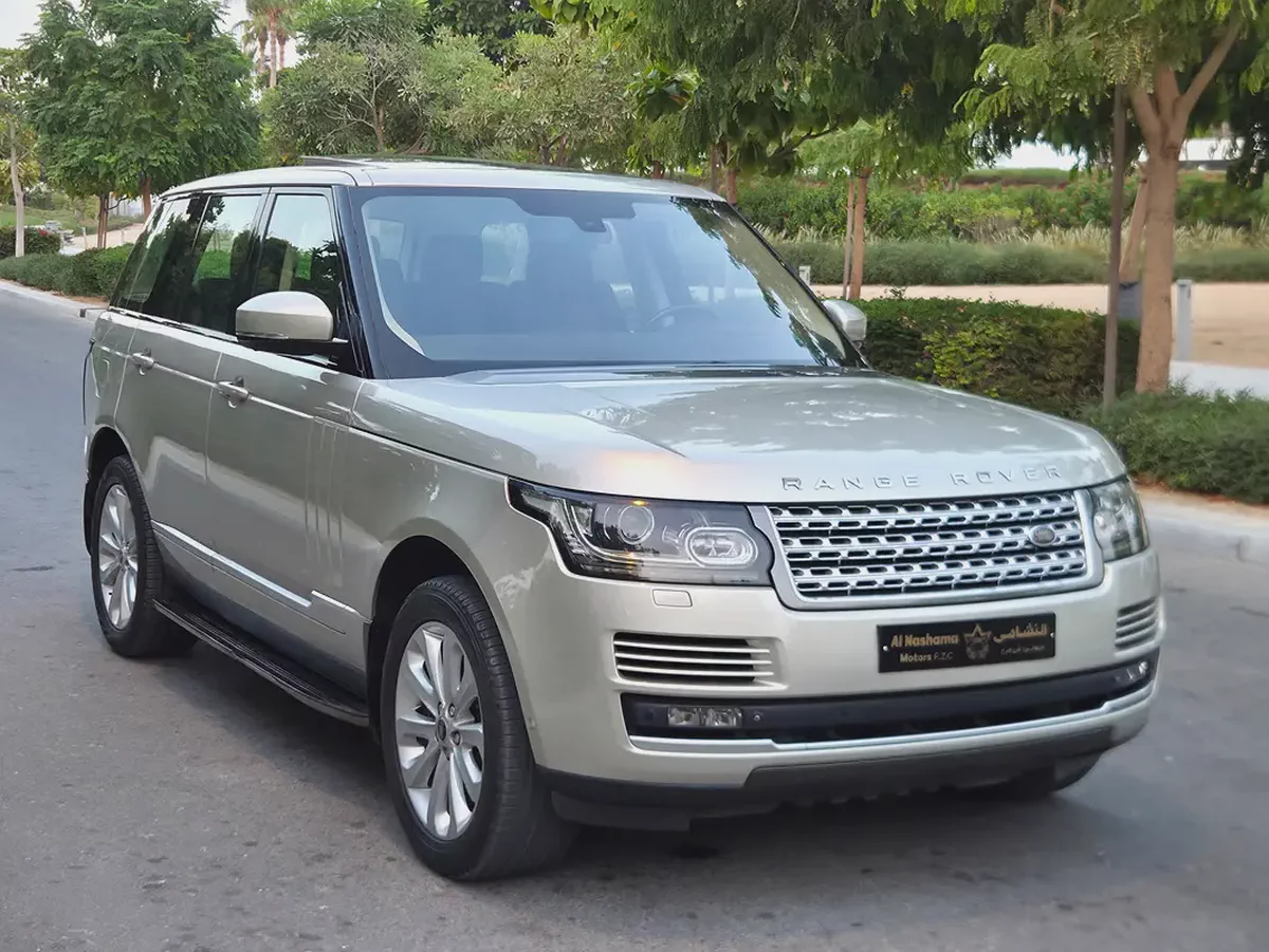Pristine 2013 Range Rover Vogue | GCC Specs | Low Mileage-2-2