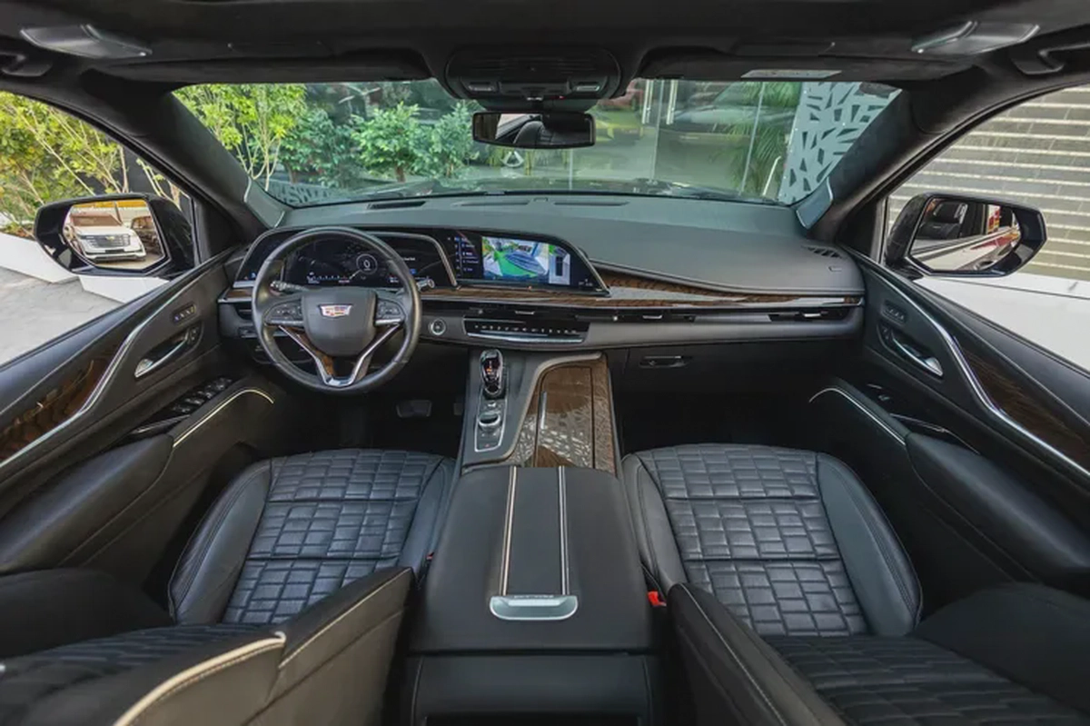 Cadillac Escalade 2024-2-2