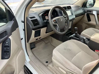Toyota Prado TXL1 2022 Toyota Prado TX 2.7L V4- AWD 4x4 - No accident  - 2 key Rear  Sensor --9