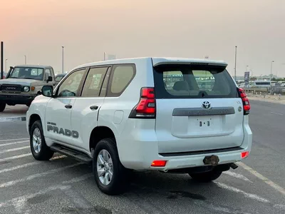 Toyota Prado TXL1 2022 Toyota Prado TX 2.7L V4- AWD 4x4 - No accident  - 2 key Rear  Sensor --3