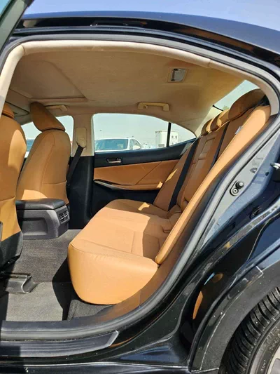 Lexus IS300 PREMIER IS 300/ VERY LOW MILEAGE/ V6 AWD/ LOT#36496-8