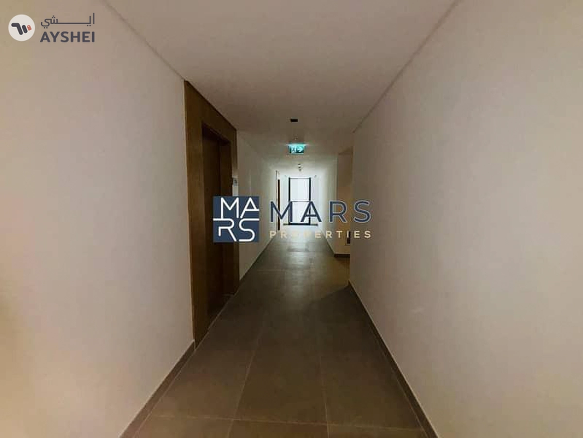 Bright and Airy 1BHK Corner Unit-1-1