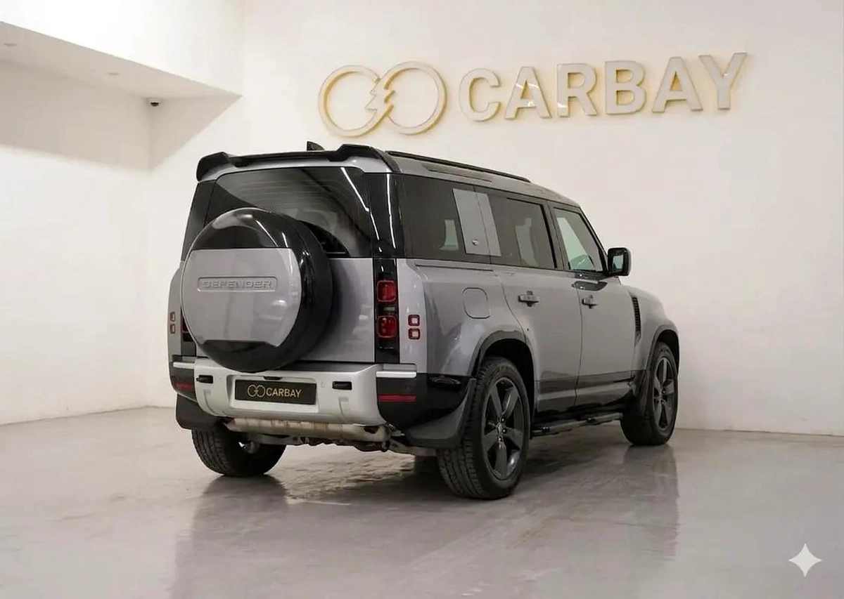 AED 5154 PM | LAND ROVER DEFENDER HSE P400 2024 | AGENCY WARRANTY TILL MARCH 2029 | SERVICE PACKAGE-8-8