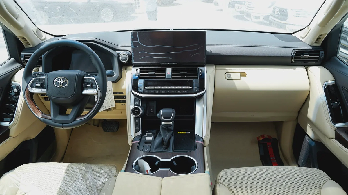 2026 Toyota Land Cruiser GXR 3.5L HYBRID GCC Specs-13-13