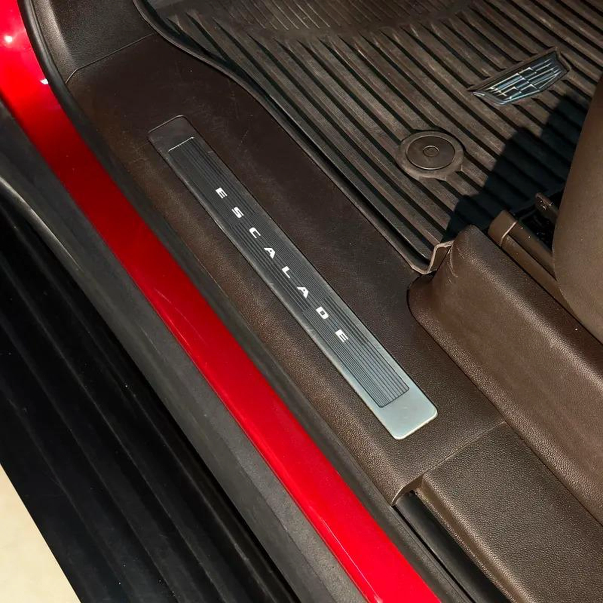 Cadillac Escalade Sport-17-17