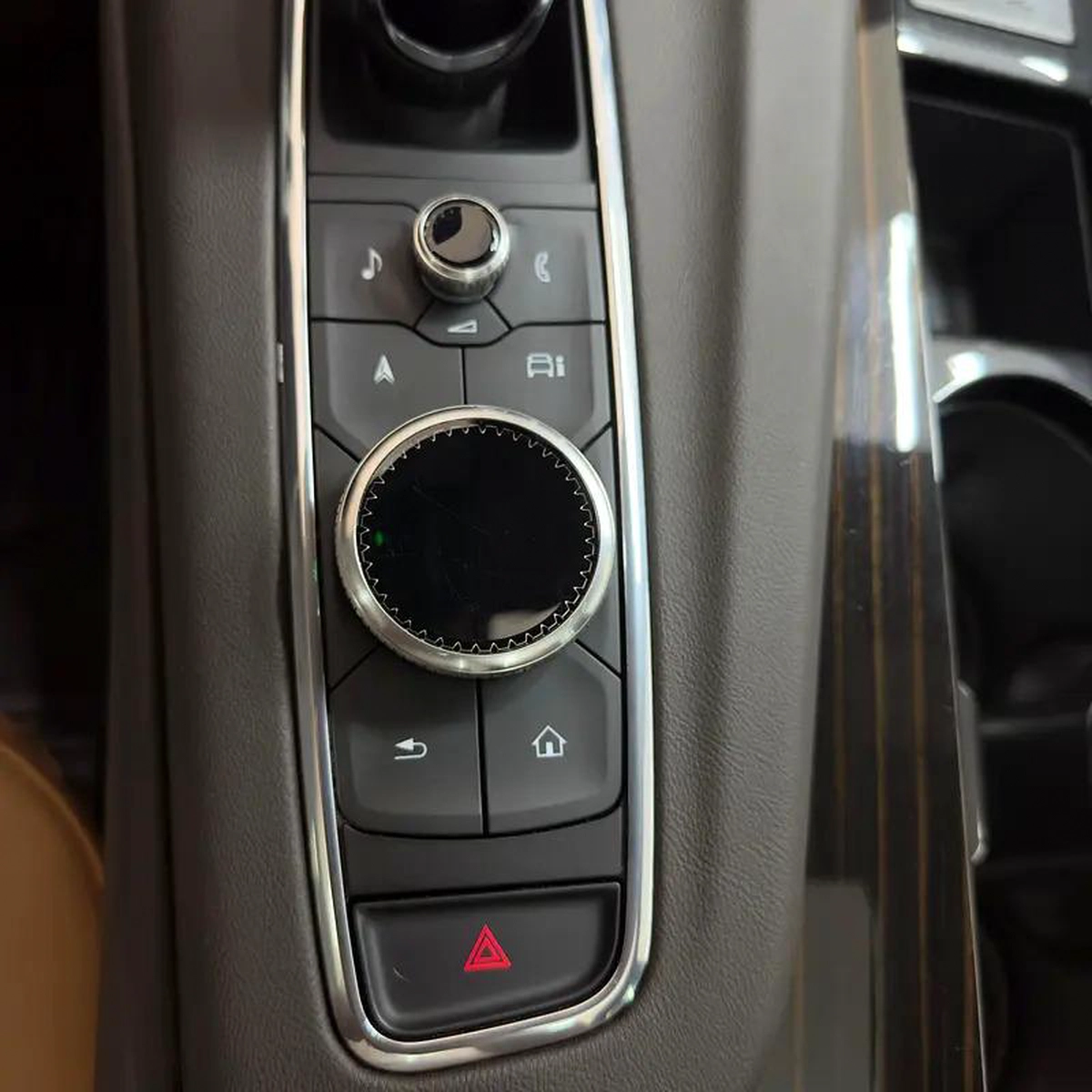 Cadillac Escalade Sport-15-15