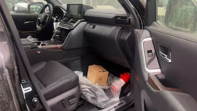 Toyota Land Cruiser GXR EXPORT ONLY - Toyota LC300 4.0L (Black Interior)-20