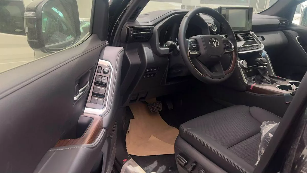 Toyota Land Cruiser GXR EXPORT ONLY - Toyota LC300 4.0L (Black Interior)-12-0
