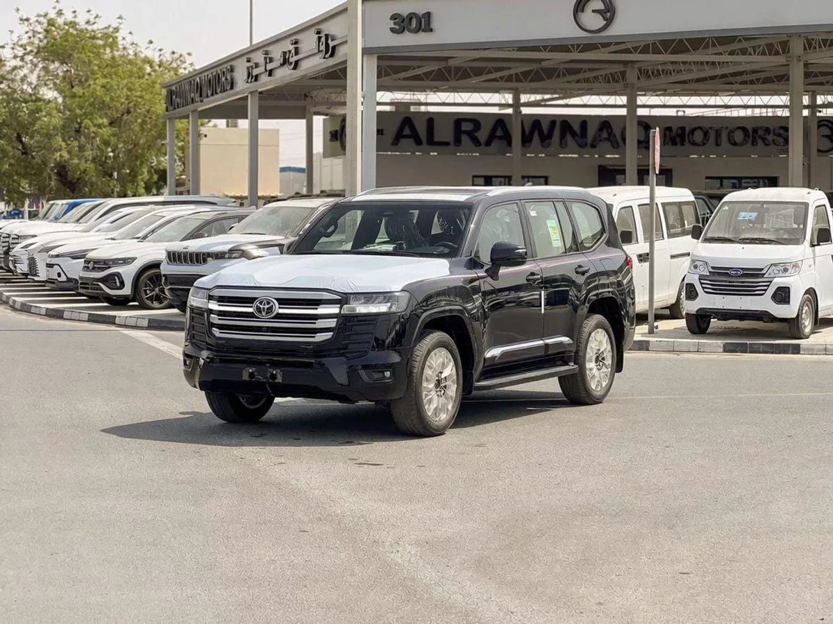 Toyota Land Cruiser GXR EXPORT ONLY - Toyota LC300 4.0L (Black Interior)