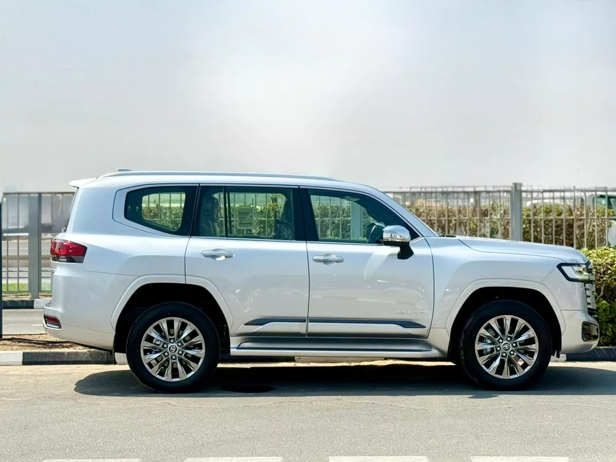 l TOYOTA LANDCRUISER VXR TWIN TURBO HYBRID l YEAR 2026 l UNDER WARRANTY l-9-9