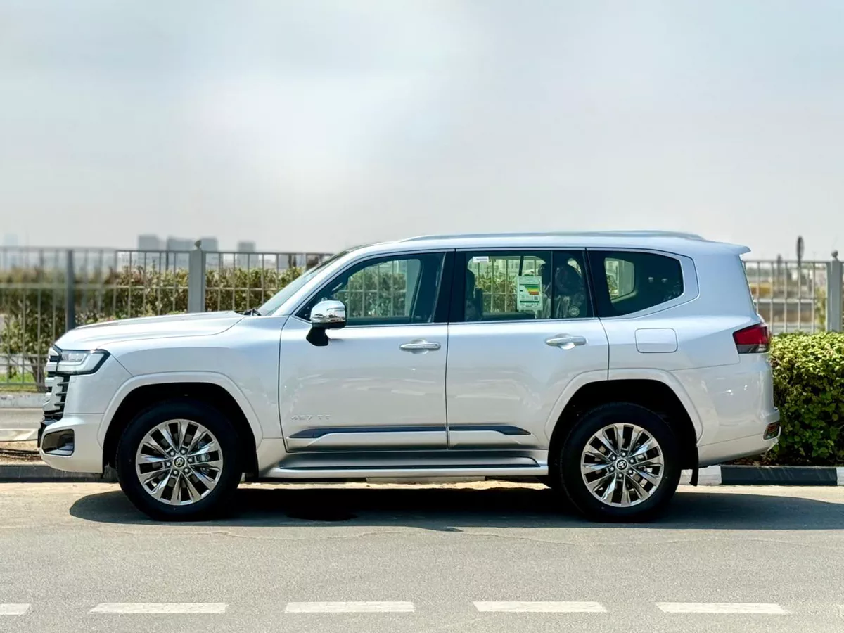l TOYOTA LANDCRUISER VXR TWIN TURBO HYBRID l YEAR 2026 l UNDER WARRANTY l-1-1