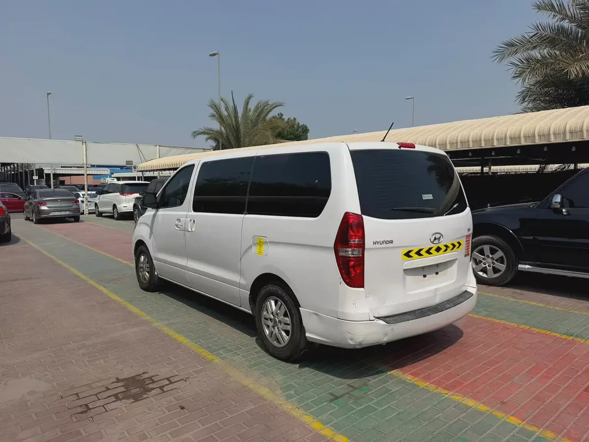 Hyundai H1 GL 2018 GCC Specs-3-3