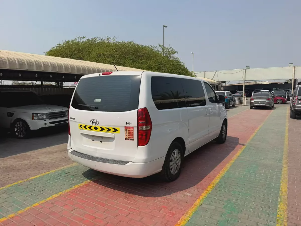 Hyundai H1 GL 2018 GCC Specs-4-4