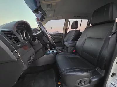 Mitsubishi Pajero GLS Top Line 2020 | GCC Specs | Full Service History-14