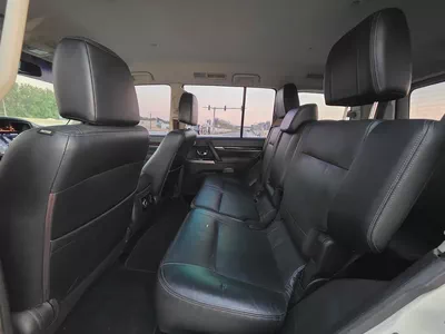 Mitsubishi Pajero GLS Top Line 2020 | GCC Specs | Full Service History-16