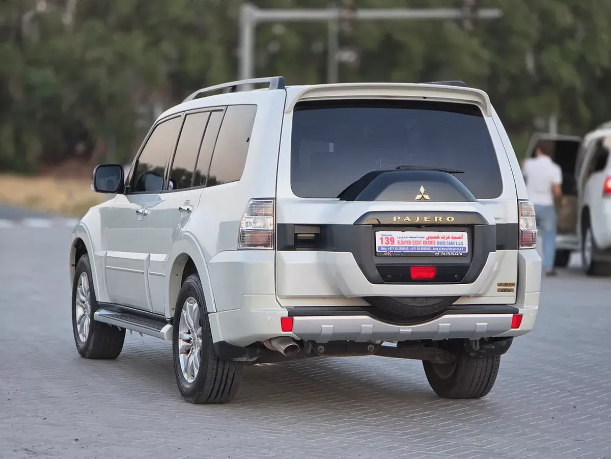 Mitsubishi Pajero GLS Top Line 2020 | GCC Specs | Full Service History-5-5