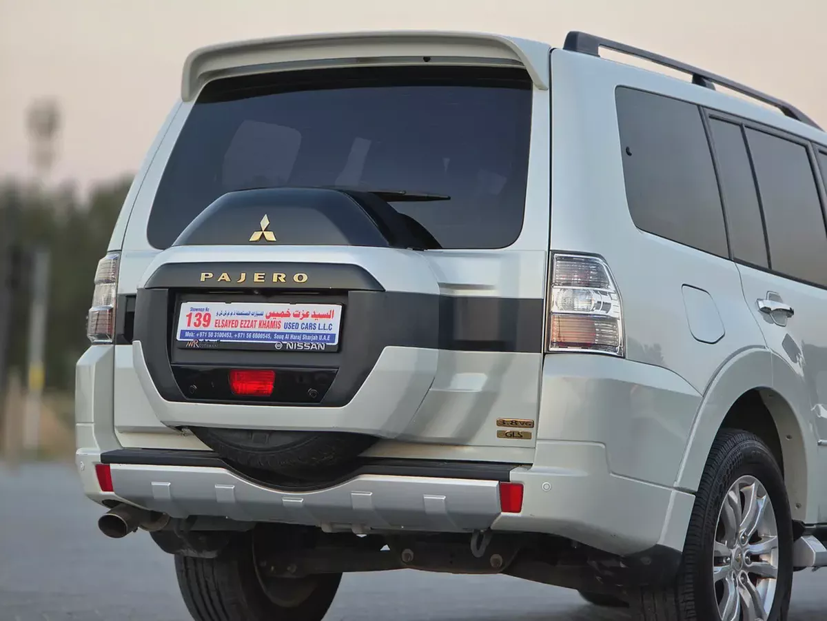 Mitsubishi Pajero GLS Top Line 2020 | GCC Specs | Full Service History-8-8