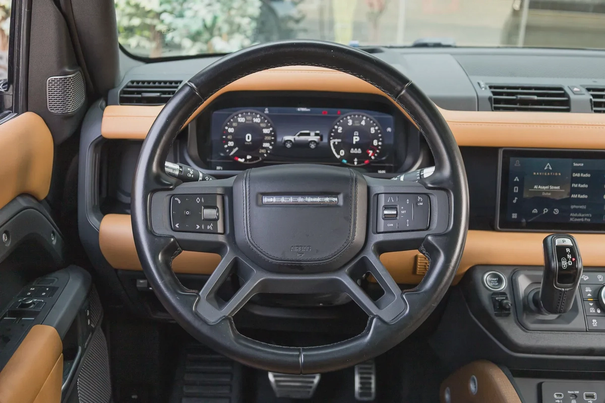 Land Rover Defender 90 2021-14-14