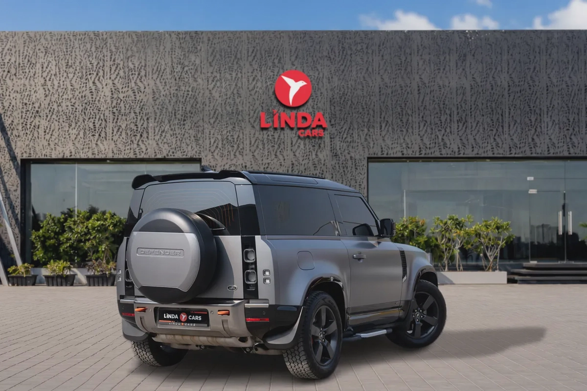 Land Rover Defender 90 2021-9-9