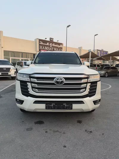 تويوتا لاند كروزر 2023 خليجي GXR صبغ الوكاله Toyota Land Cruiser 2023 GXR GCC Specs-0