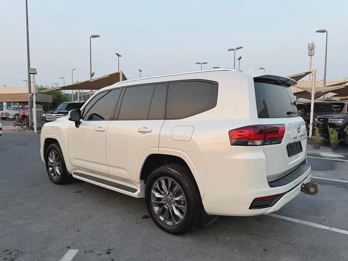 تويوتا لاند كروزر 2023 خليجي GXR صبغ الوكاله Toyota Land Cruiser 2023 GXR GCC Specs-3-3
