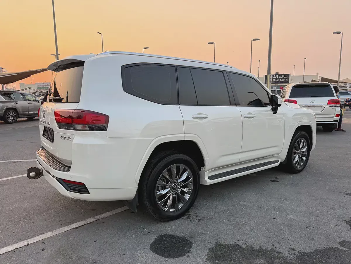 تويوتا لاند كروزر 2023 خليجي GXR صبغ الوكاله Toyota Land Cruiser 2023 GXR GCC Specs-4-4