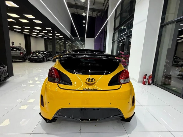 Hyundai Veloster GLS 2017, GCC Specs