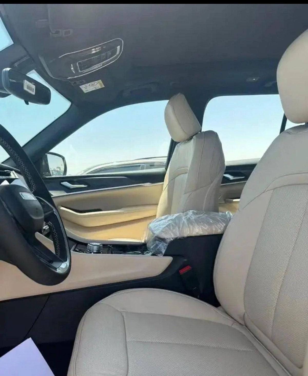 New 2024 Jeep Grand Cherokee-4-4