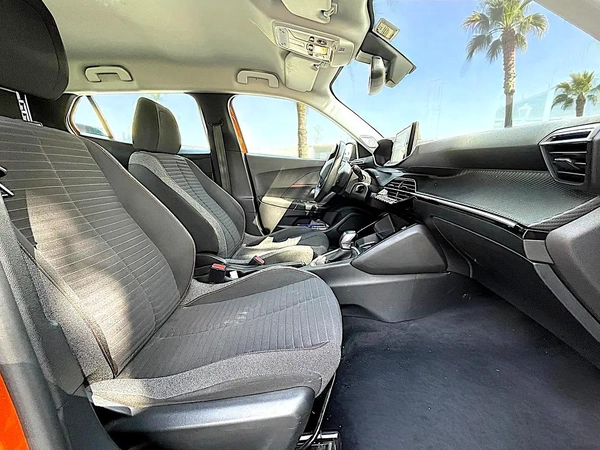 PEUGEOT | 2008 | ACTIVE | 1.2L TURBO | GCC | ORIGINAL PAINT