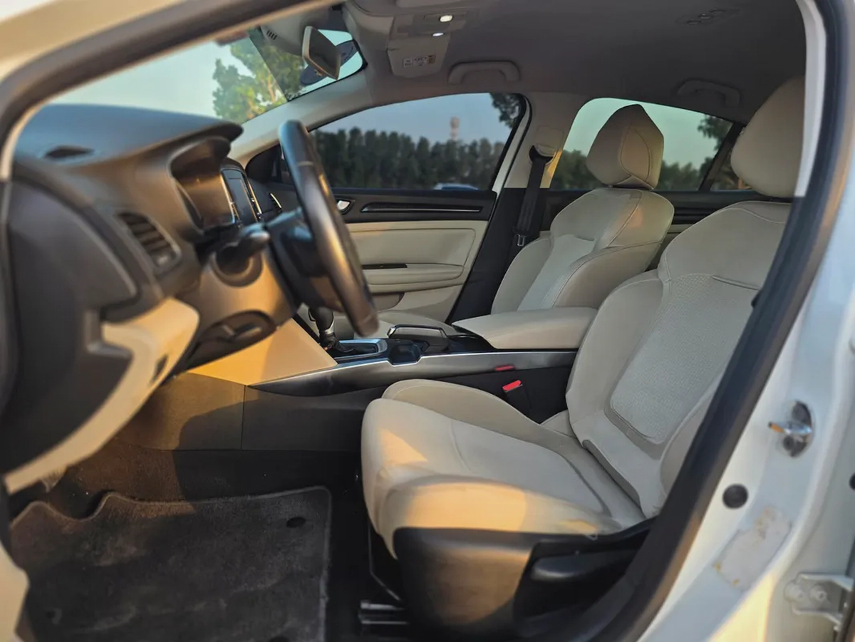 Renault Megane LE 2018 GCC Specs-9-9