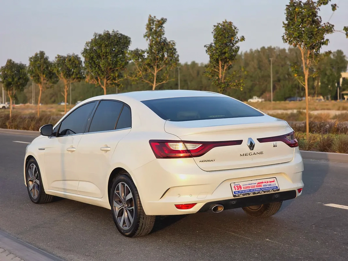 Renault Megane LE 2018 GCC Specs-4-4
