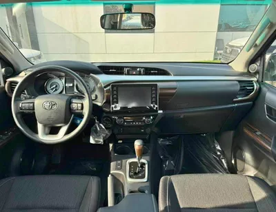 Toyota Hilux SR5 || 2.8L V4 DIESEL || FULL OPTION / BLIND SPOT / OVER FNDER (CODE # HDAH1)-12