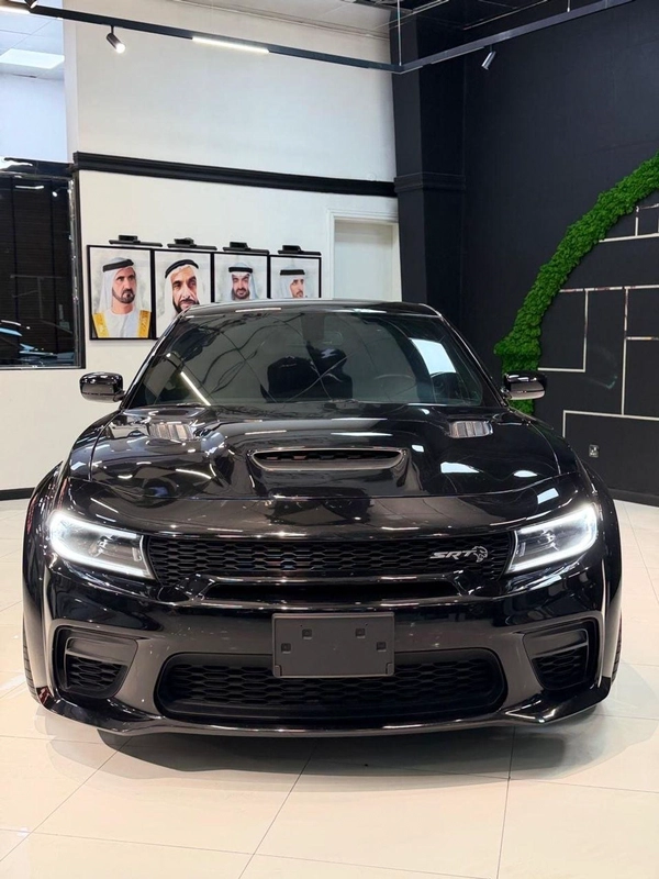 Dodge Charger SRT Hellcat 6.2L (707 HP)