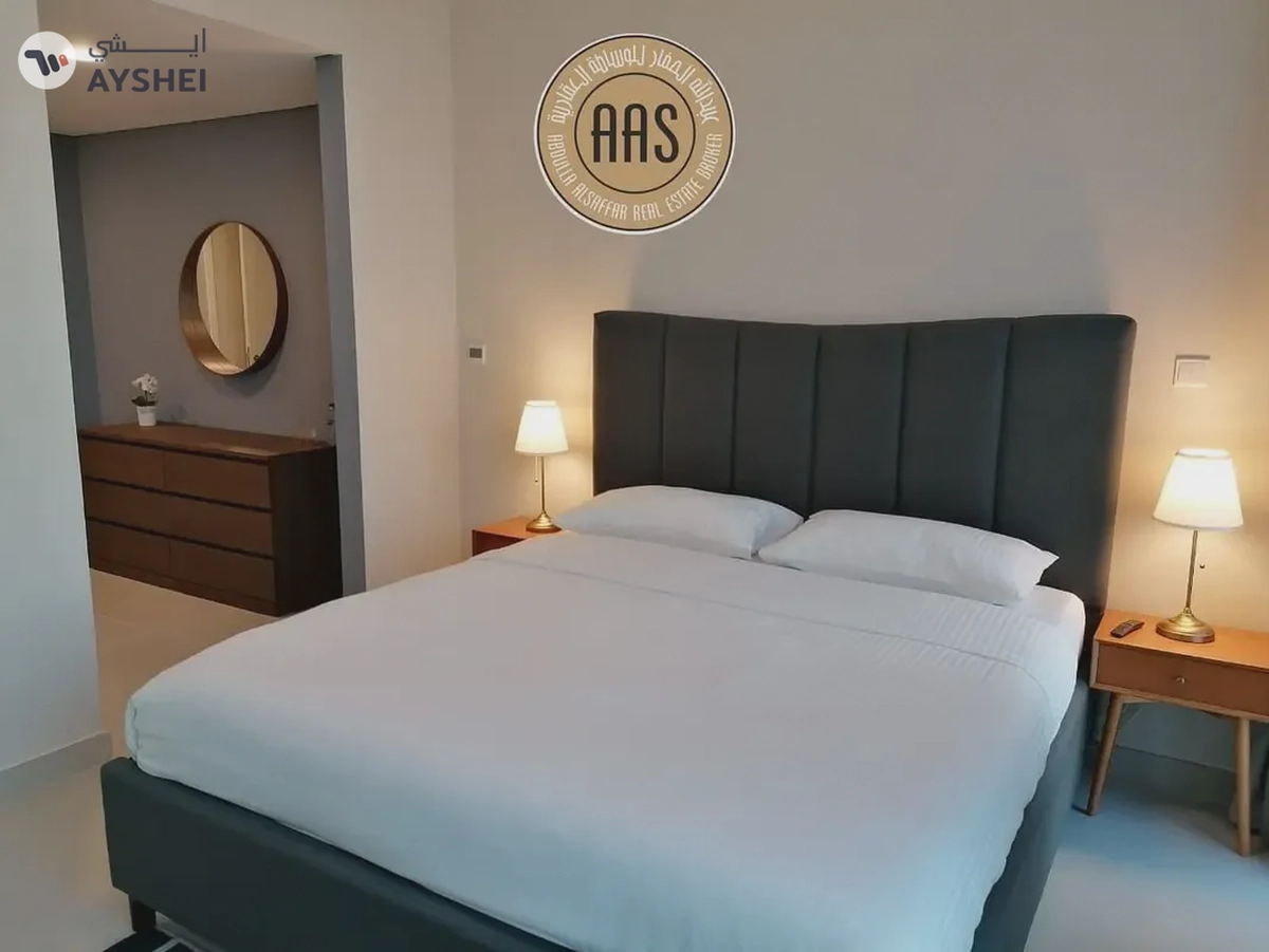 Fully Furnished ! Luxurious Apartment ! Ready To Move ! Pool Facing ! With All Aminities-6-6