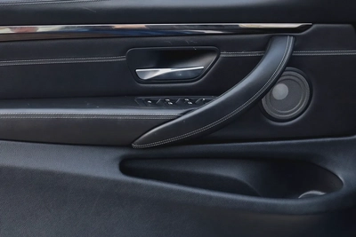 BMW 4 Series M4 2016-11