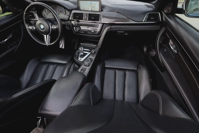 BMW 4 Series M4 2016-10